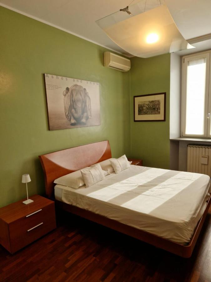 Cozy Flat Mins Walk To Navigli And Metro Porta Genova Appartement Milaan Buitenkant foto